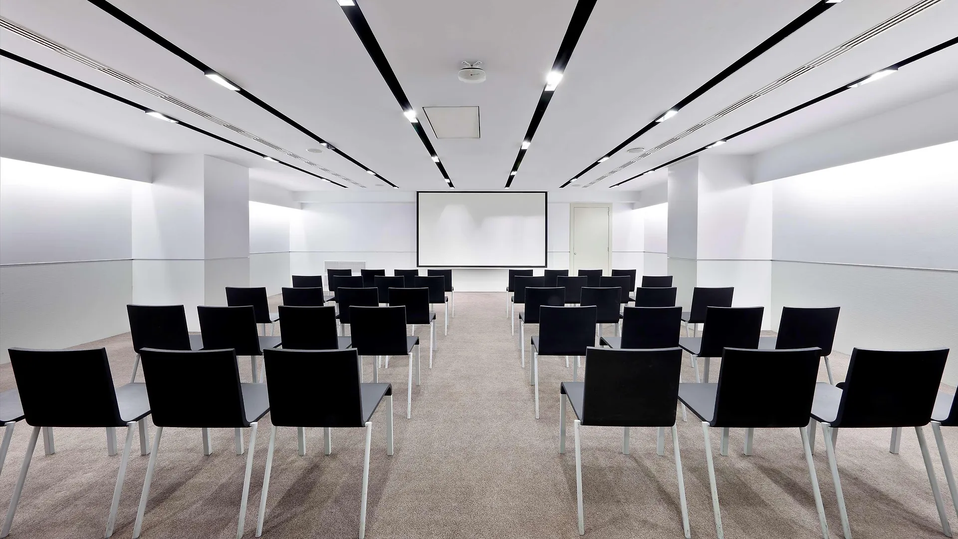 Melia Barcelona Sarria Otel 5*,